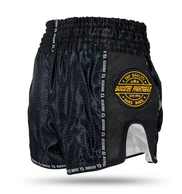 Booster Muay Thai Shorts Slugger Wave