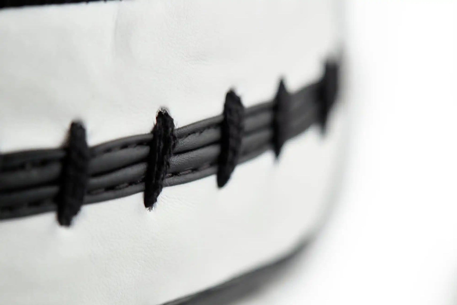 Adidas Boxpratzen Ultimate Classic Air Mitt Leder