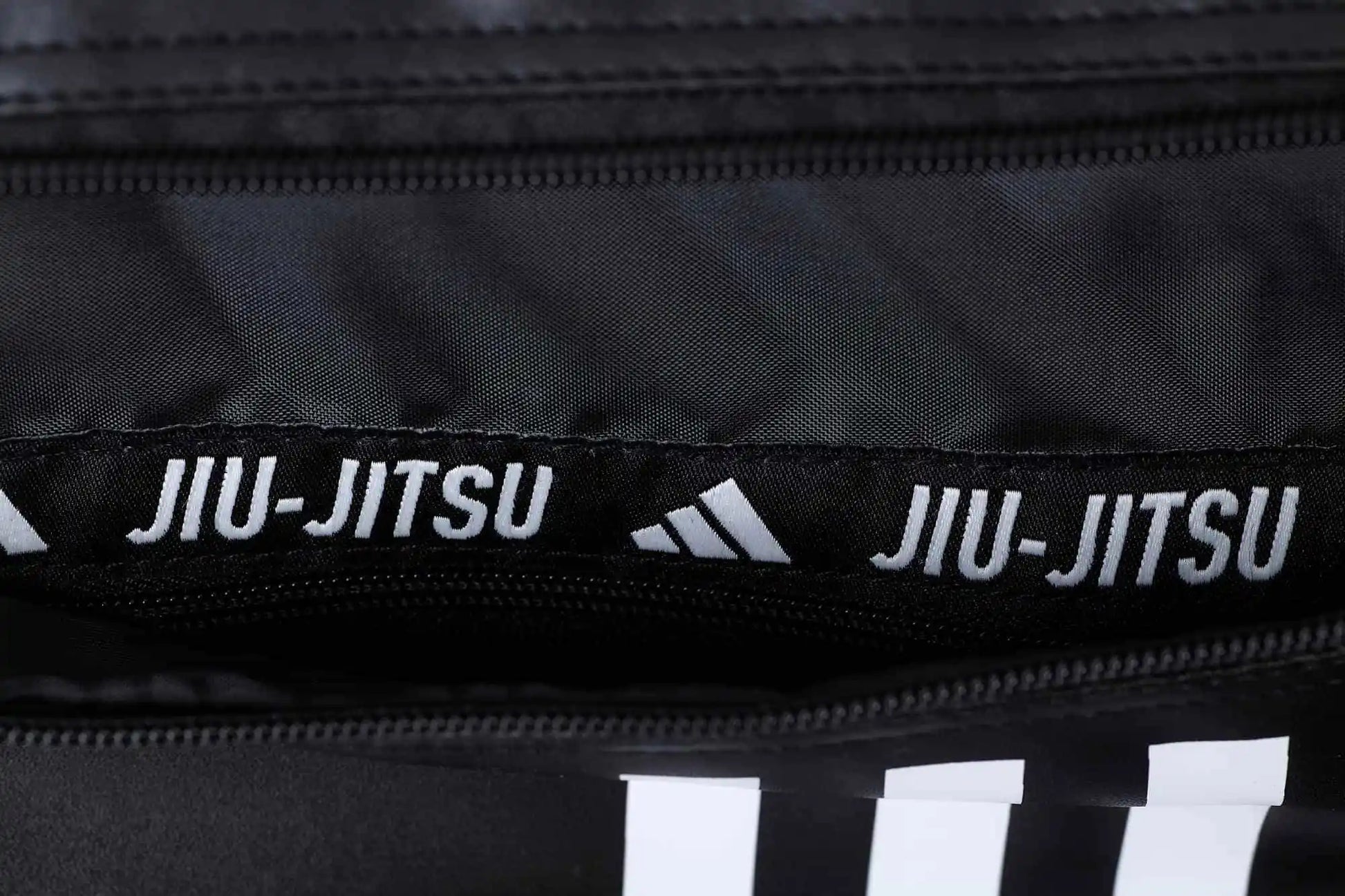 Adidas Hybrid Sporttasche 2in1 "Jiu Jitsu" PU Schwarz/Weiß