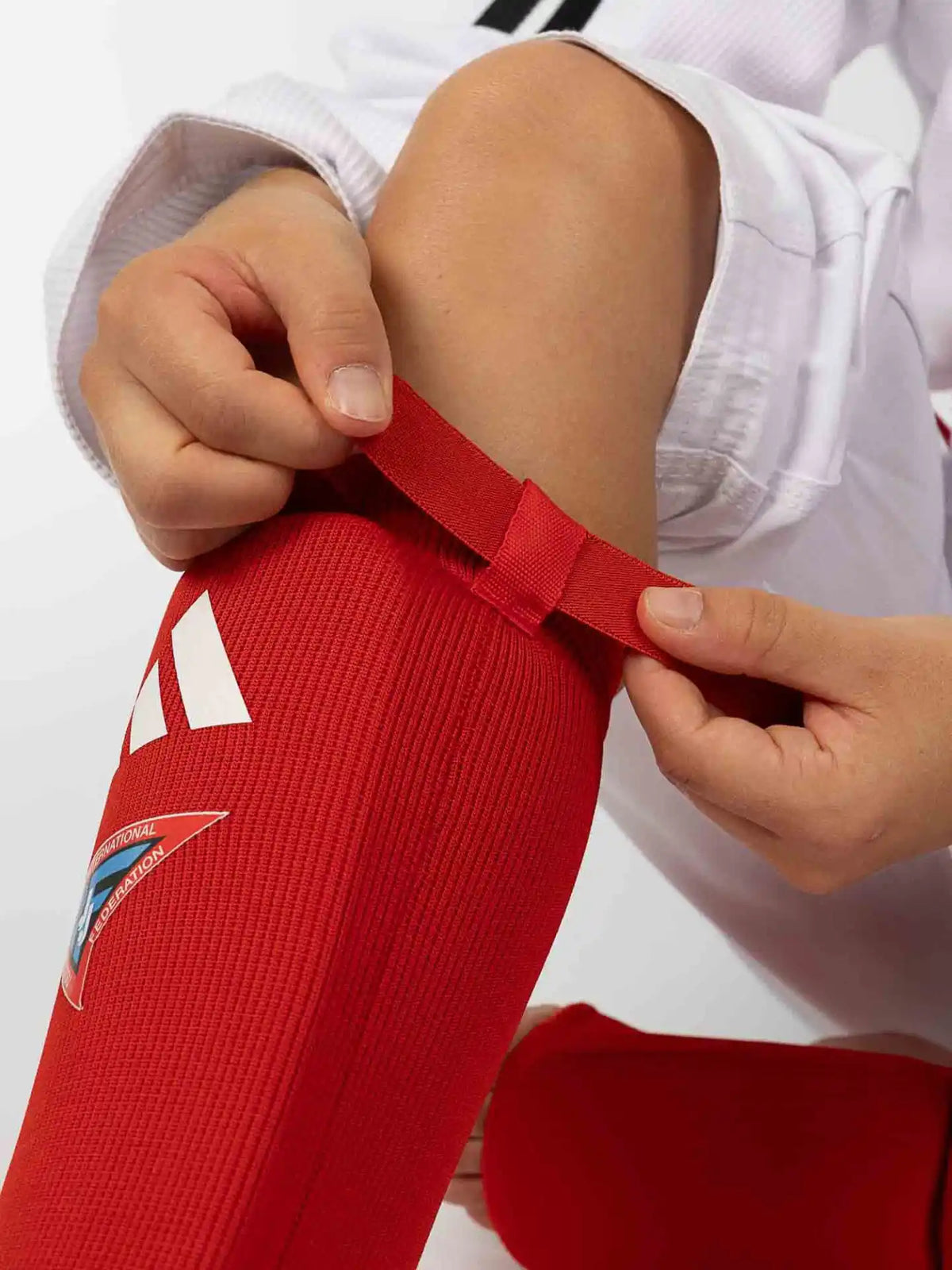 Adidas Schienbeinschoner JJIF Rot