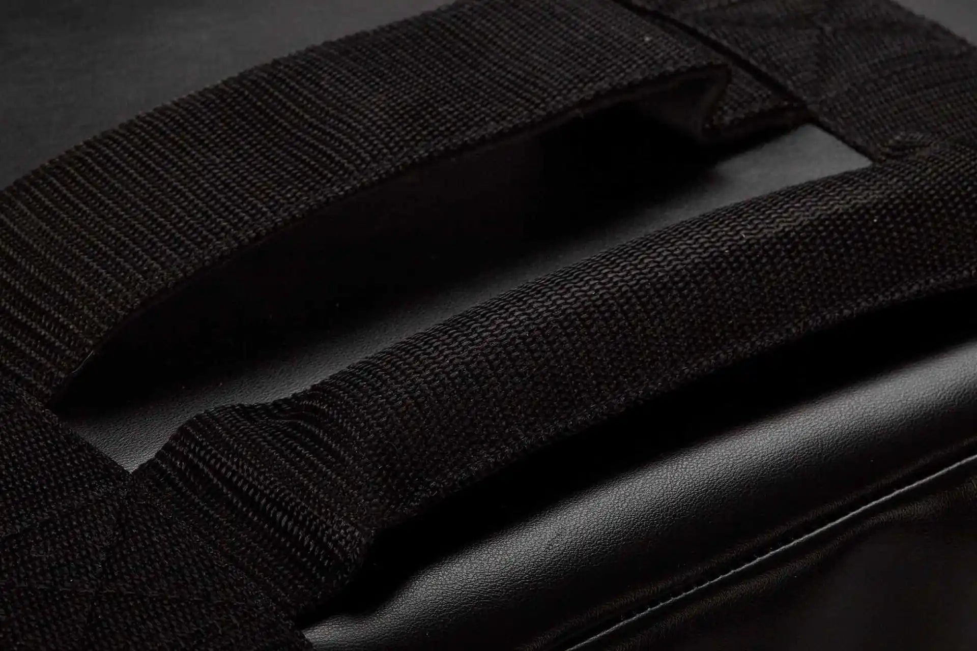 Adidas Schlagpolster Curved Kick Shield