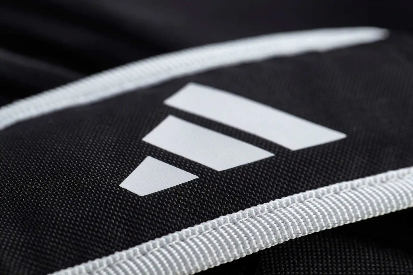 Adidas Sporttasche Taekwondo mit Westenhalter