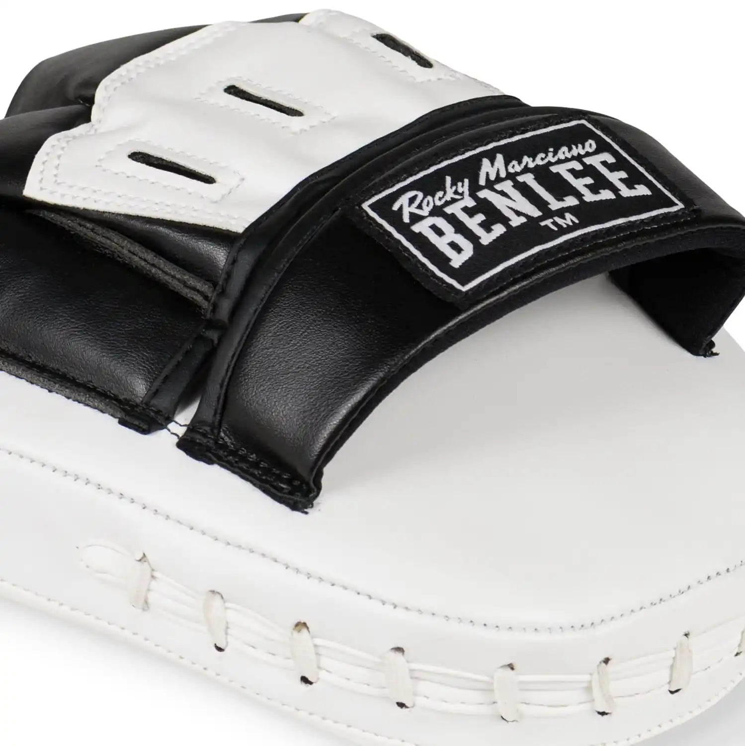 BENLEE Rocky Marciano Handpratzen Dewey Weiß