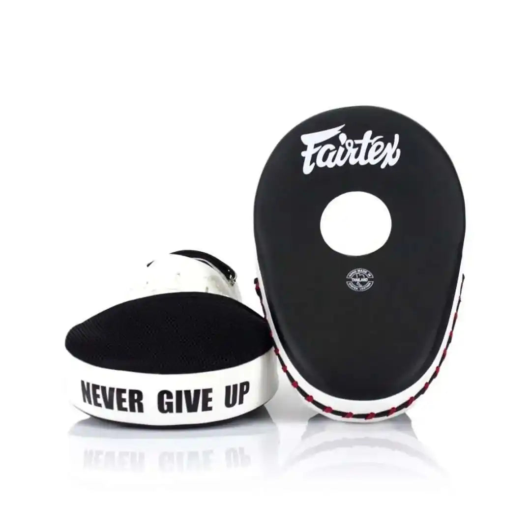 Fairtex Handpratzen FMV13 Schwarz/Weiß