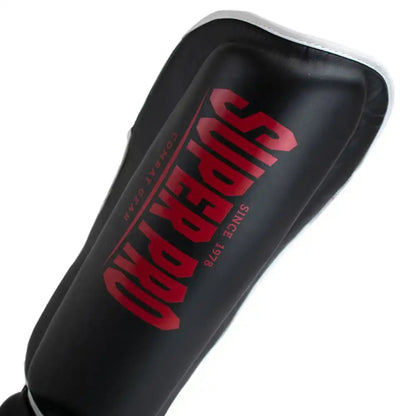 Super Pro Schienbeinschoner Protector SE Schwarz/Rot