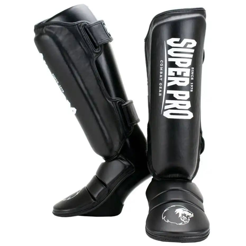 Super Pro Schienbeinschoner Protector SE Schwarz/Weiß