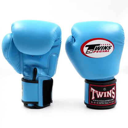 Twins Boxhandschuhe BGVL 3 Hellblau