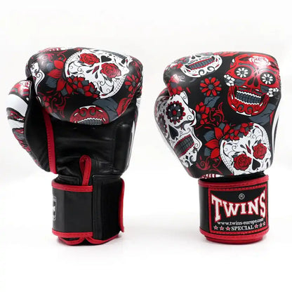 Twins Boxhandschuhe FBGVL 3 Skull Red