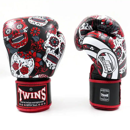Twins Boxhandschuhe FBGVL 3 Skull Red